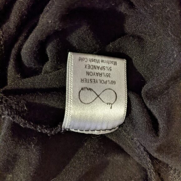 "Les Amis" Floral Embroidered Tee in Size L - Picture 9 of 16